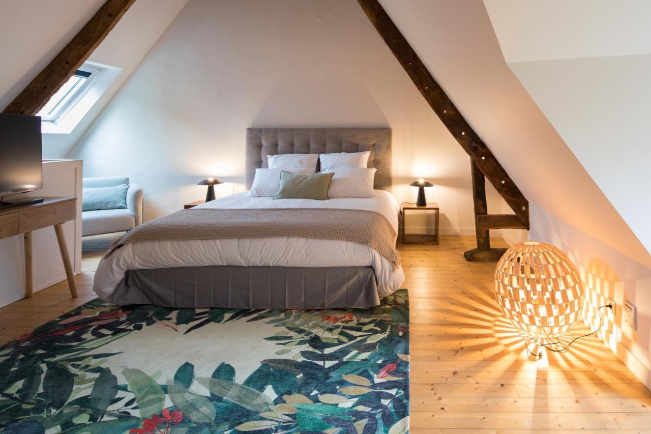 Manoir Du Vau D Arz Gites Et Chambres D Hotes Avec Piscine Malansac Екстер'єр фото